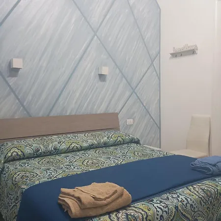 فندق مبيت وإفطار La Casa Di Co نابولي